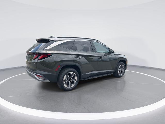 New 2026 Green Hyundai SEL AWD image 8