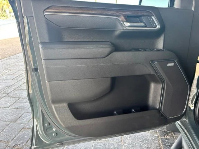 Used 2025 Gray Chevrolet LT Trail Boss image 9