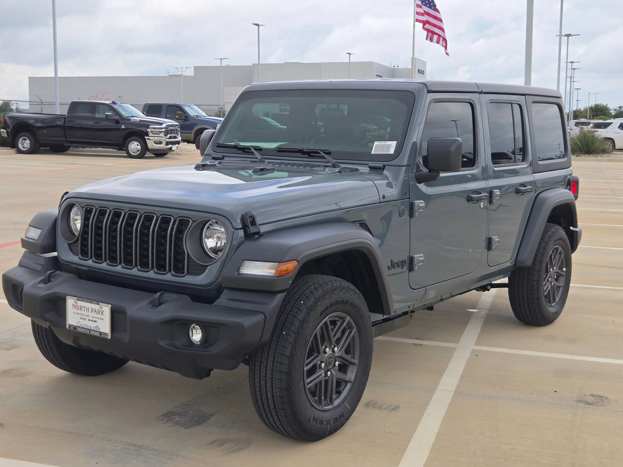 New 2026 Anvil Clear-Coat Exterior Paint Jeep Sport image 7