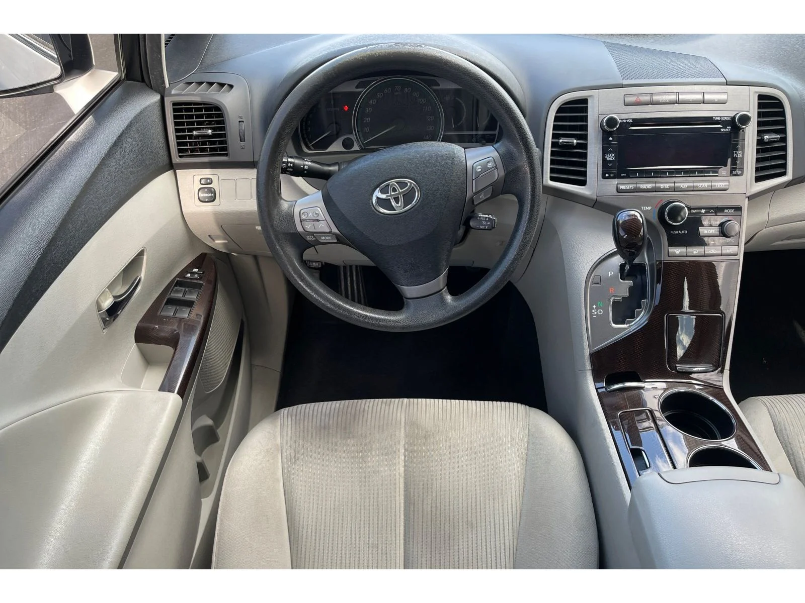Used 2011 Blizzard Pearl Toyota Base image 17
