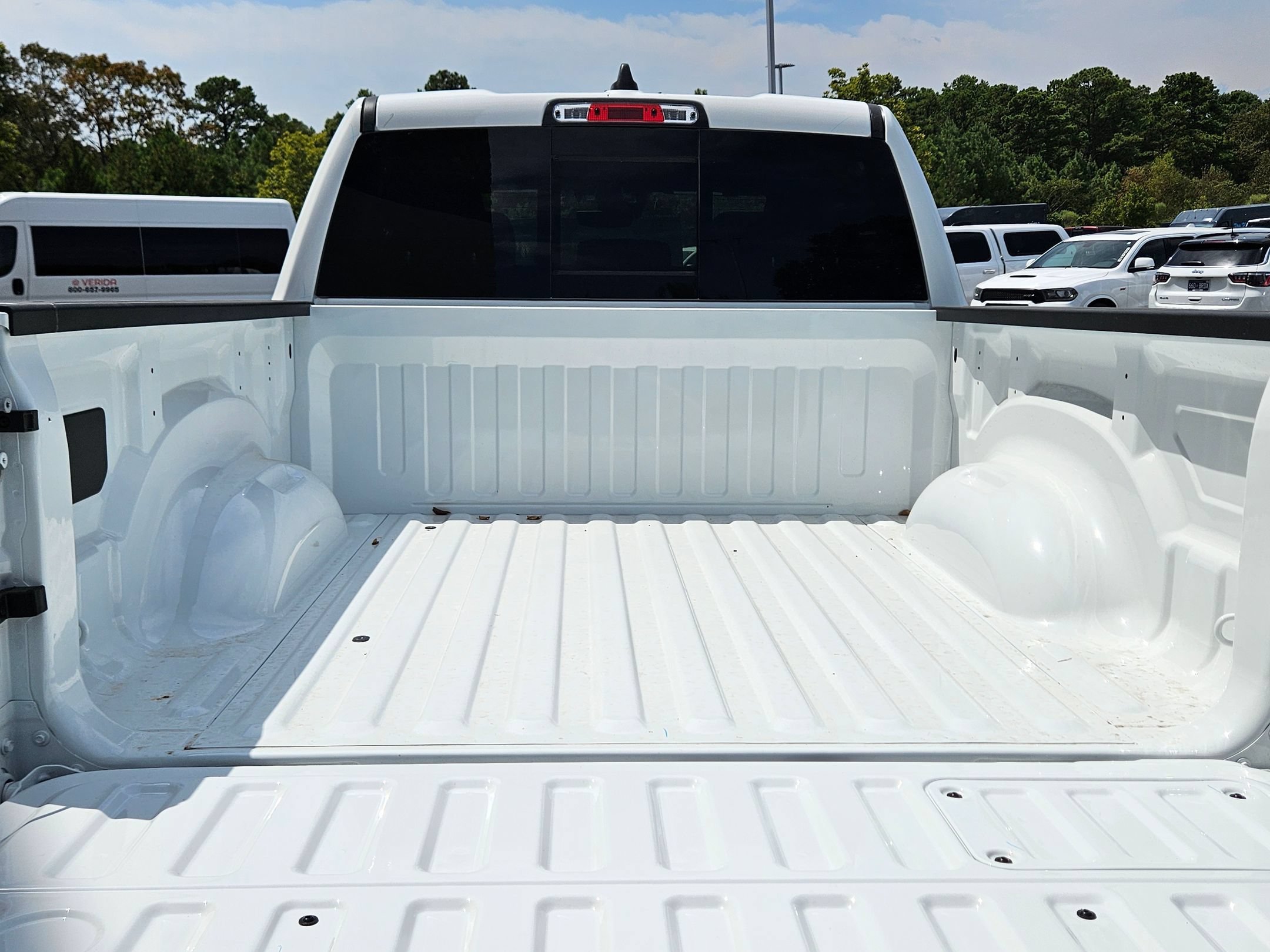 New 2026 Bright White Clear-Coat Exterior Paint RAM Laramie image 26
