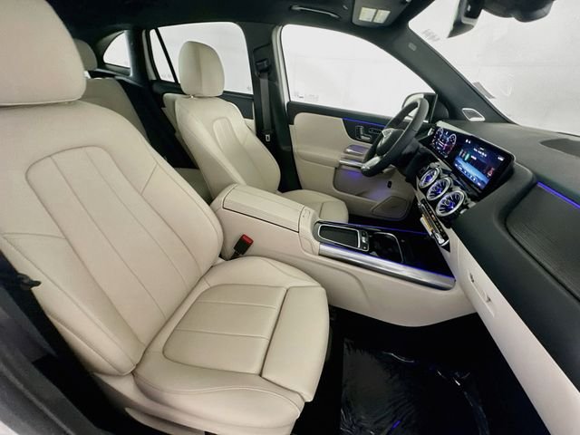New 2026 Polar White Mercedes-Benz GLA 250 image 28