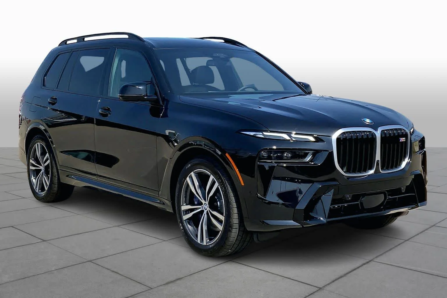 New 2026 Black Sapphire Metallic BMW M60i image 2