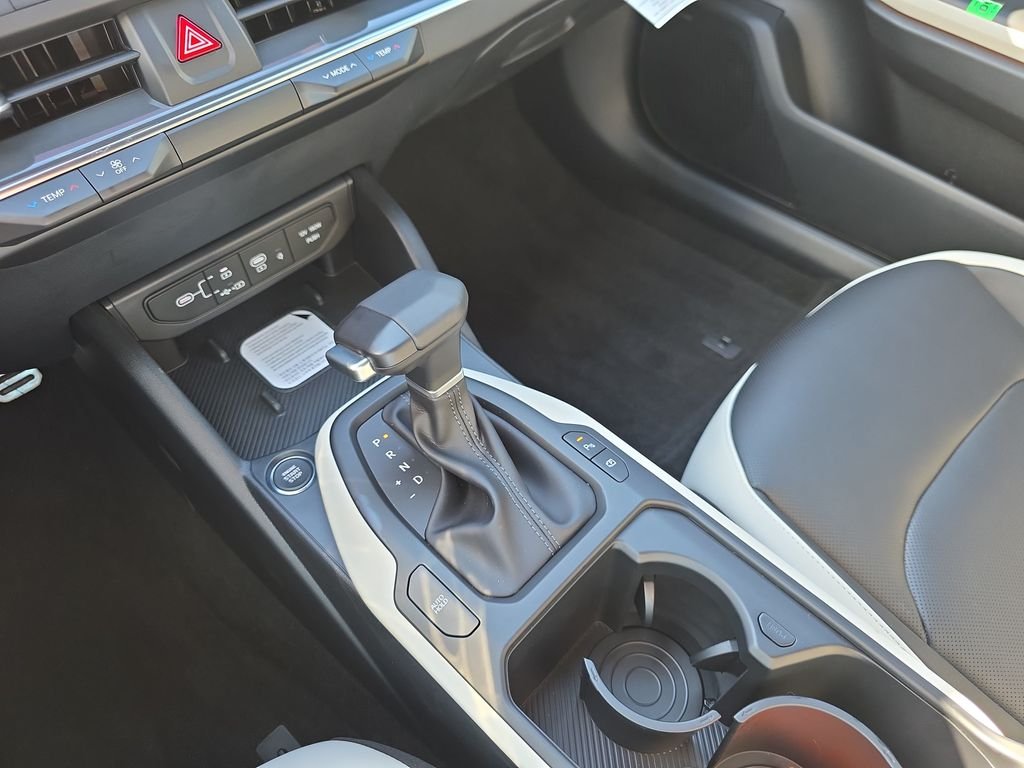 New 2026 Snow White Pearl Kia GT-Line Turbo image 29