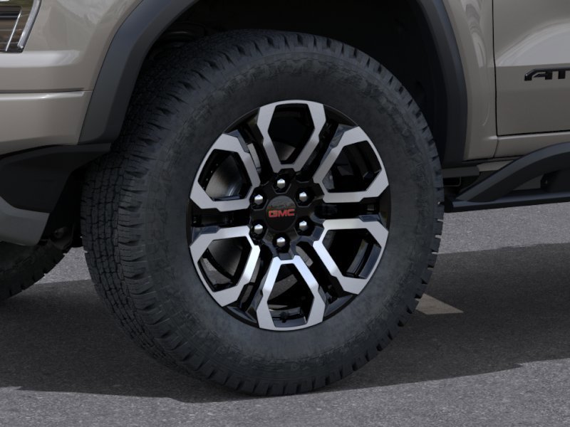 2026 GMC Canyon AT4 - Photo 9