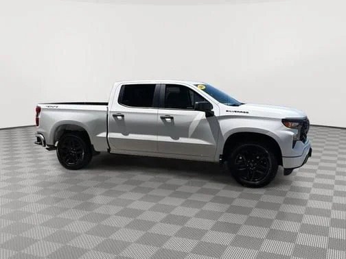 Used 2024 Summit White Chevrolet Custom image 2