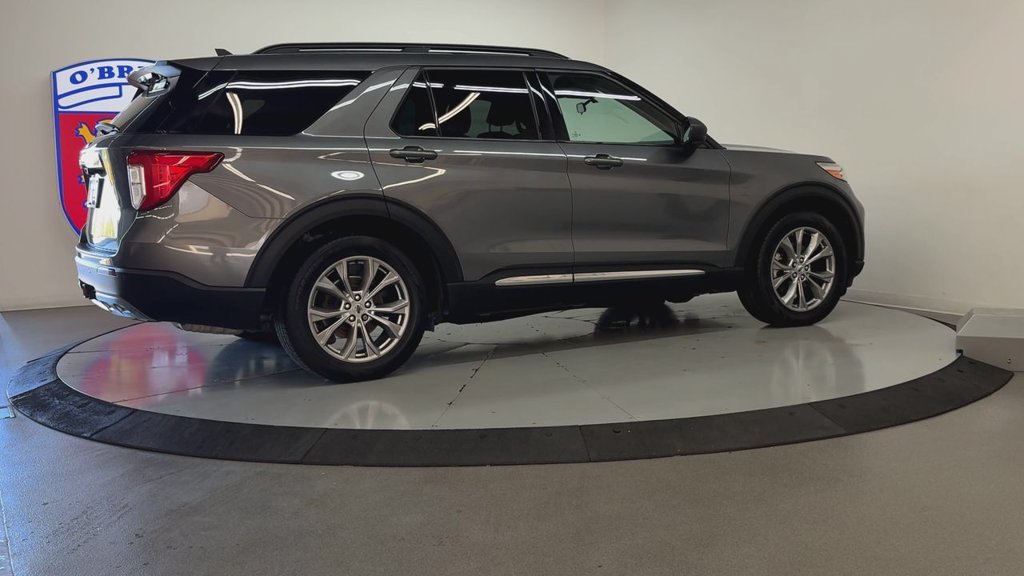 Used 2022 Gray Metallic Ford XLT image 4