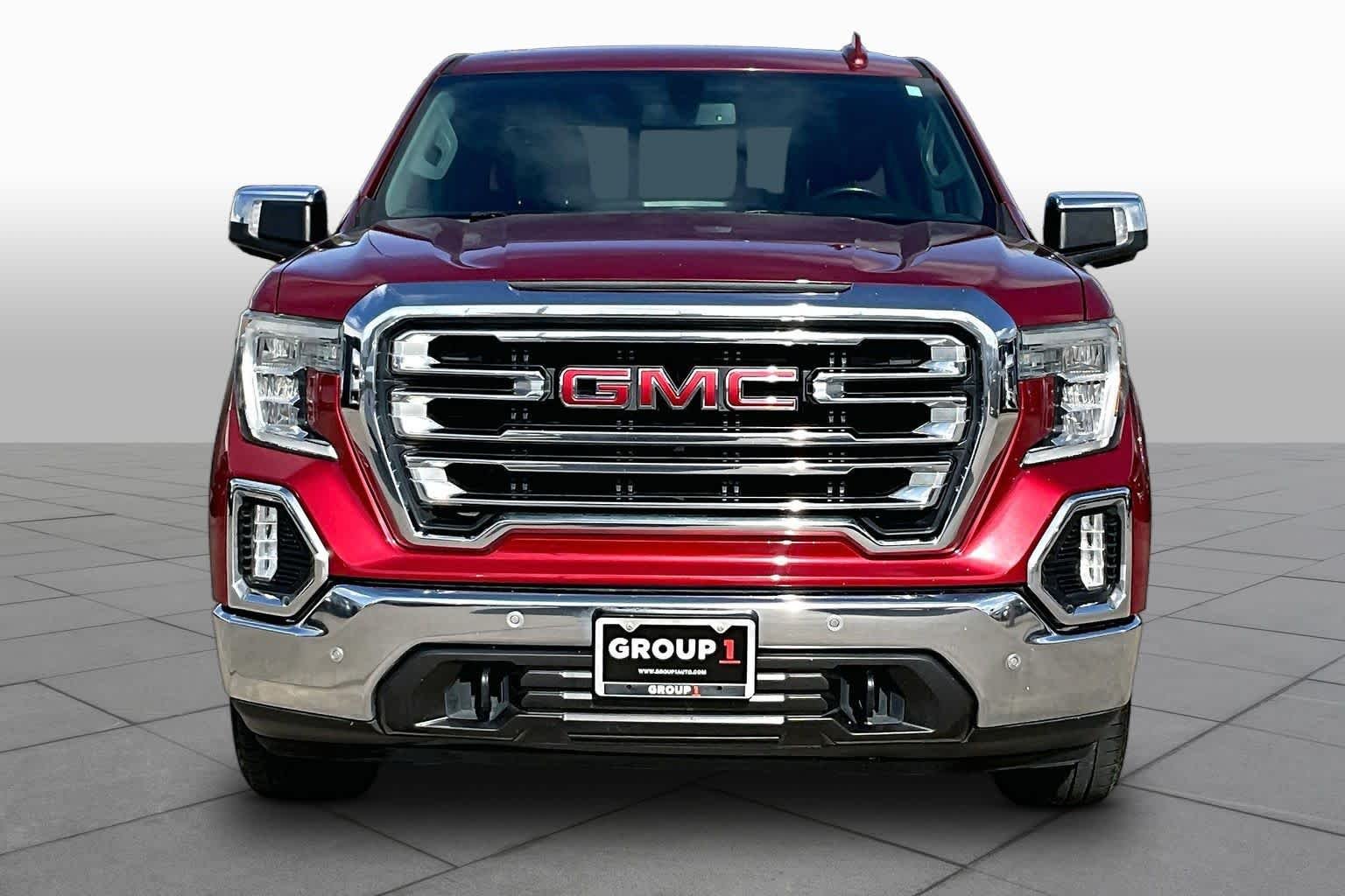 Used 2020 RED QUARTZ TINTCOAT GMC SLT image 3