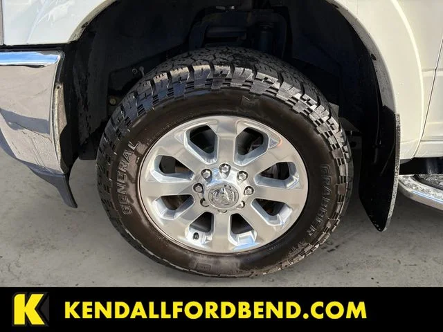 Used 2021 Pearl White Ram Laramie image 14