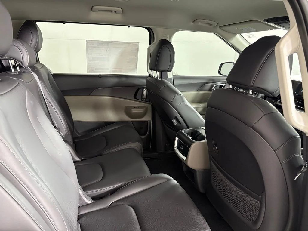 New 2026 White Kia EX image 46