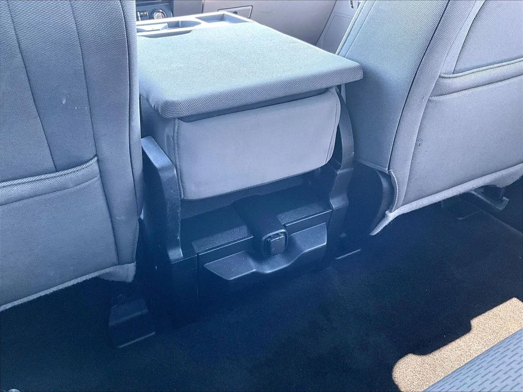 Used 2017 Black Ford XLT image 35