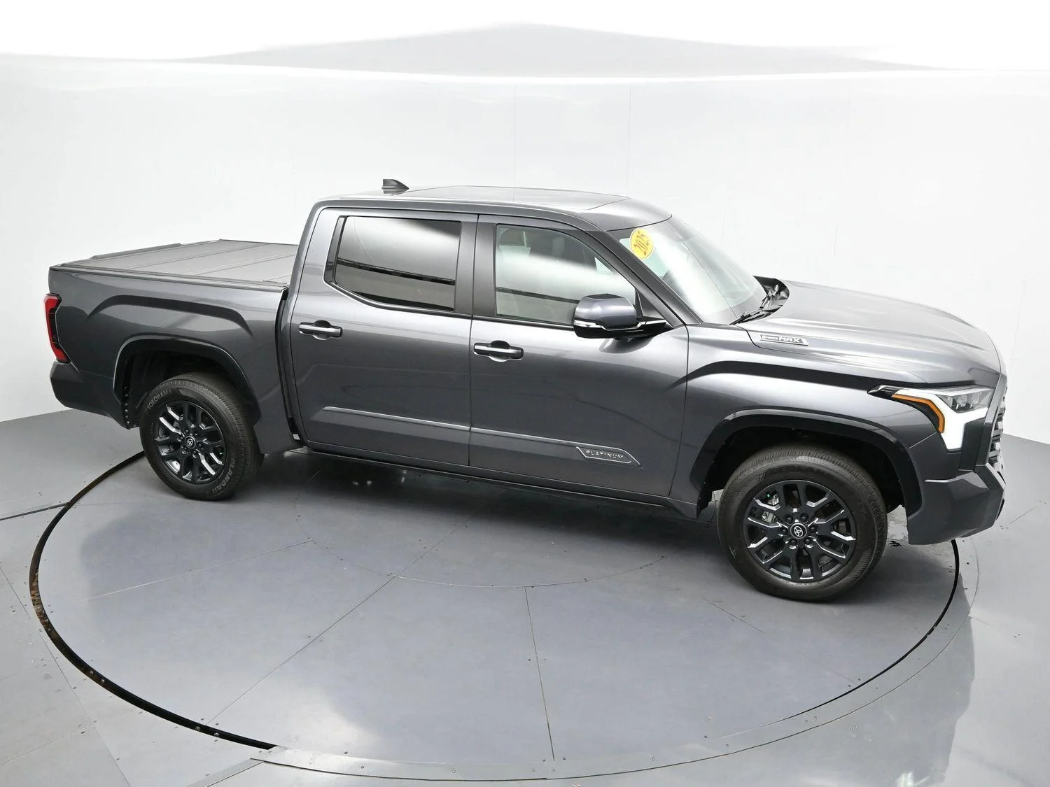 Used 2025 Magnetic Gray Metallic Toyota Platinum Hybrid image 38