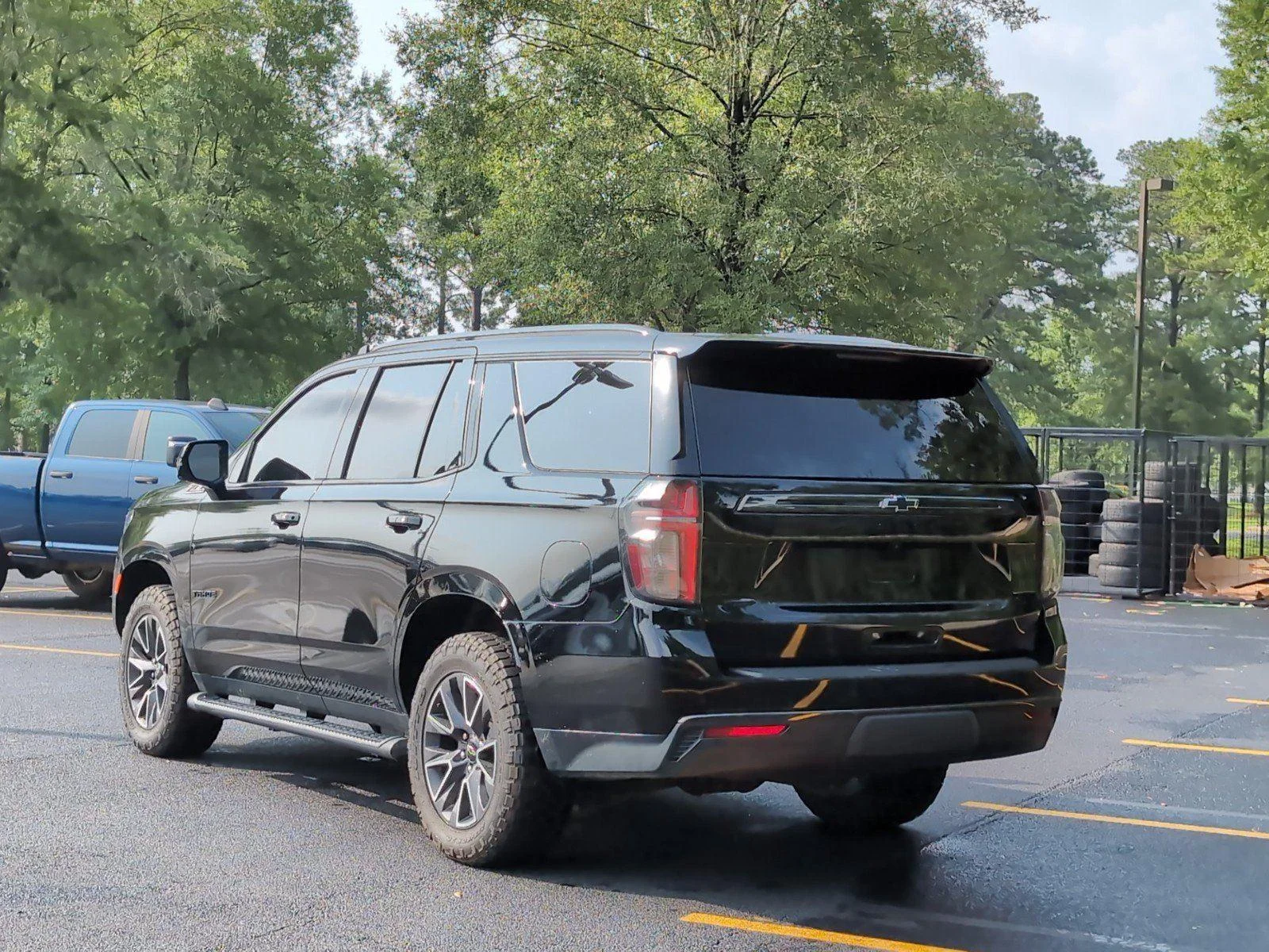 Used 2021 SHADOW GRAY METALLIC Chevrolet Z71 image 3