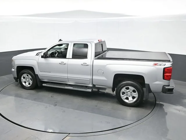 2018 Chevrolet Silverado 1500 LT Z71 - Photo 11