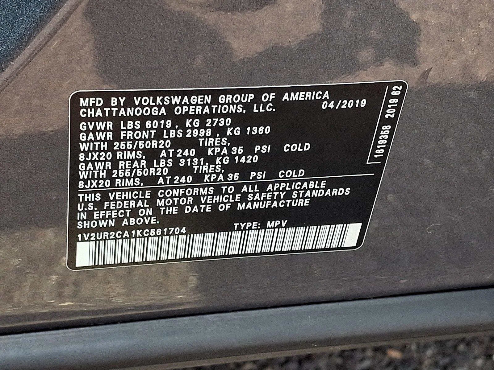 Used 2019 Platinum Gray Metallic Volkswagen 3.6L V6 SE w/Technology image 30
