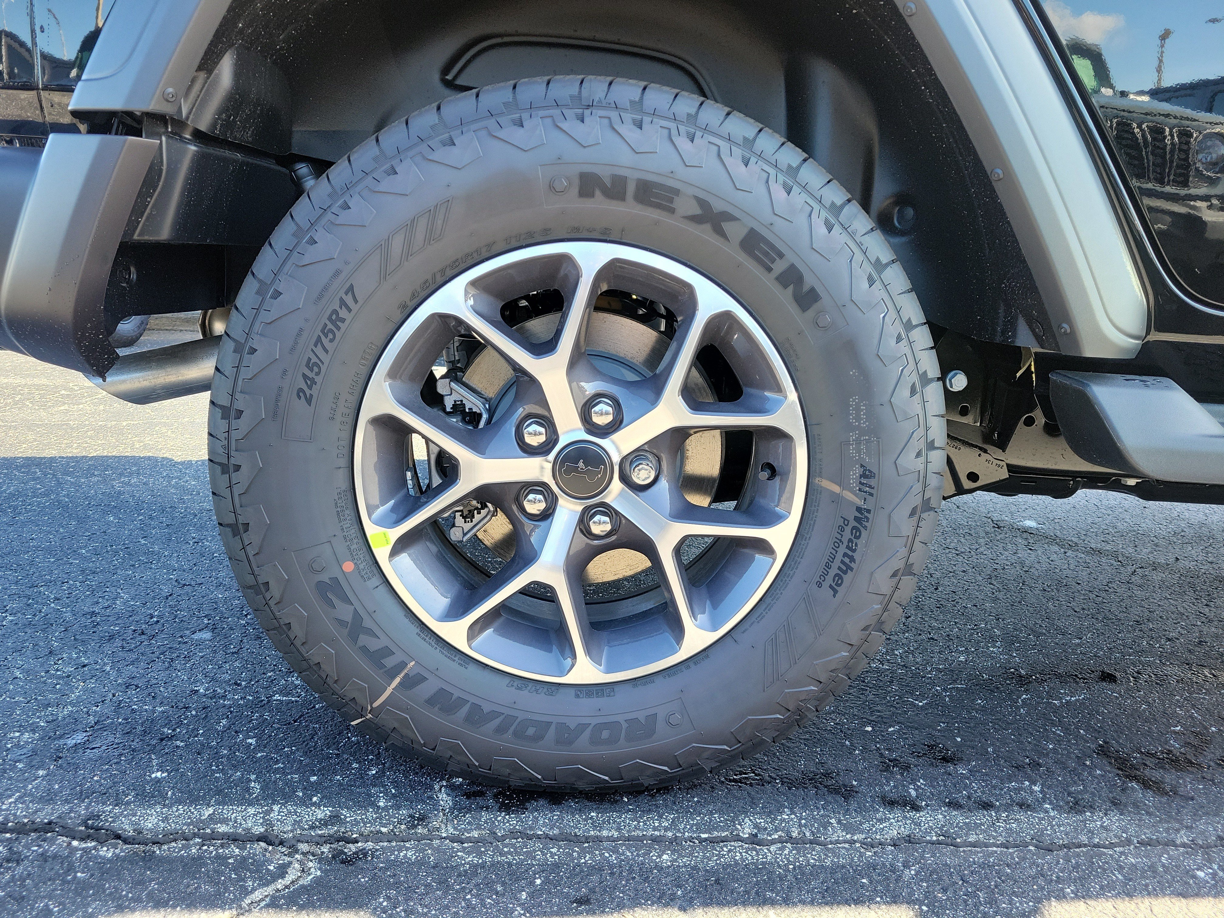 New 2026 Black Clear-Coat Exterior Paint Jeep Sport S image 5