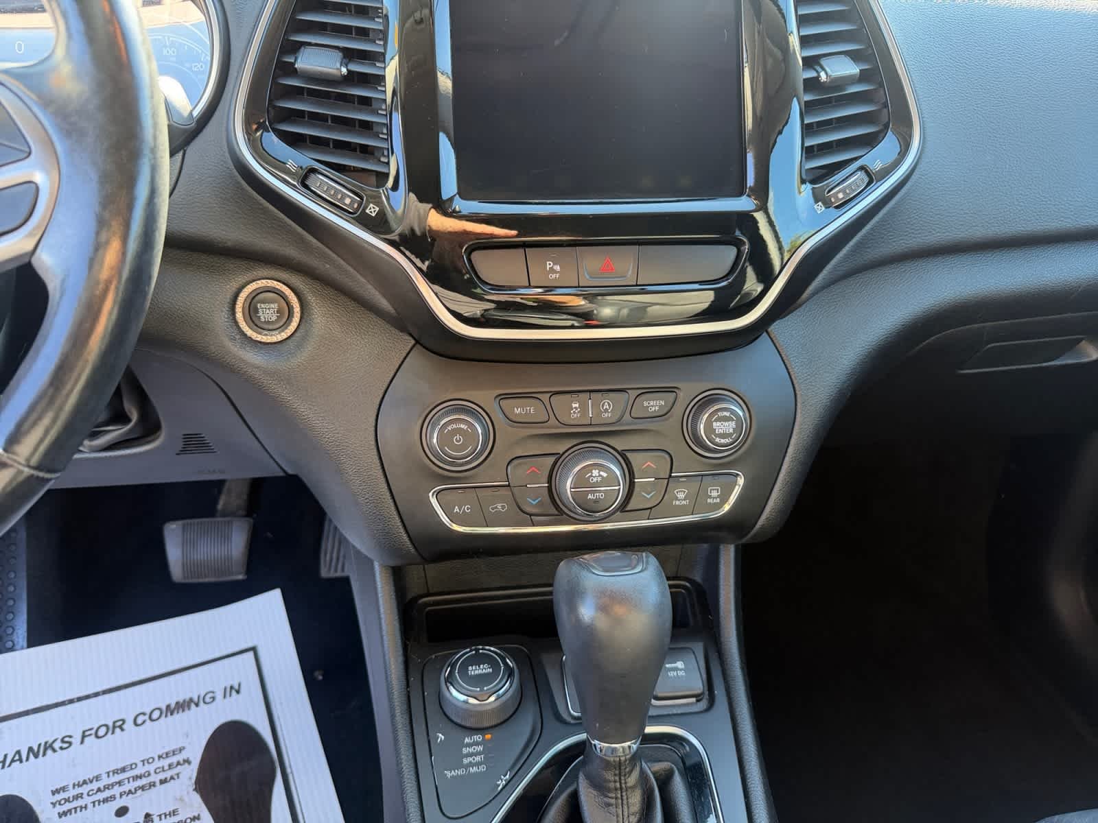 Used 2020 Bright White Clearcoat Jeep Limited image 20