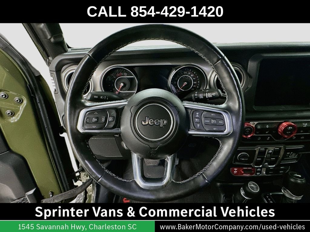Used 2021 Green Clearcoat Jeep Unlimited Rubicon image 12