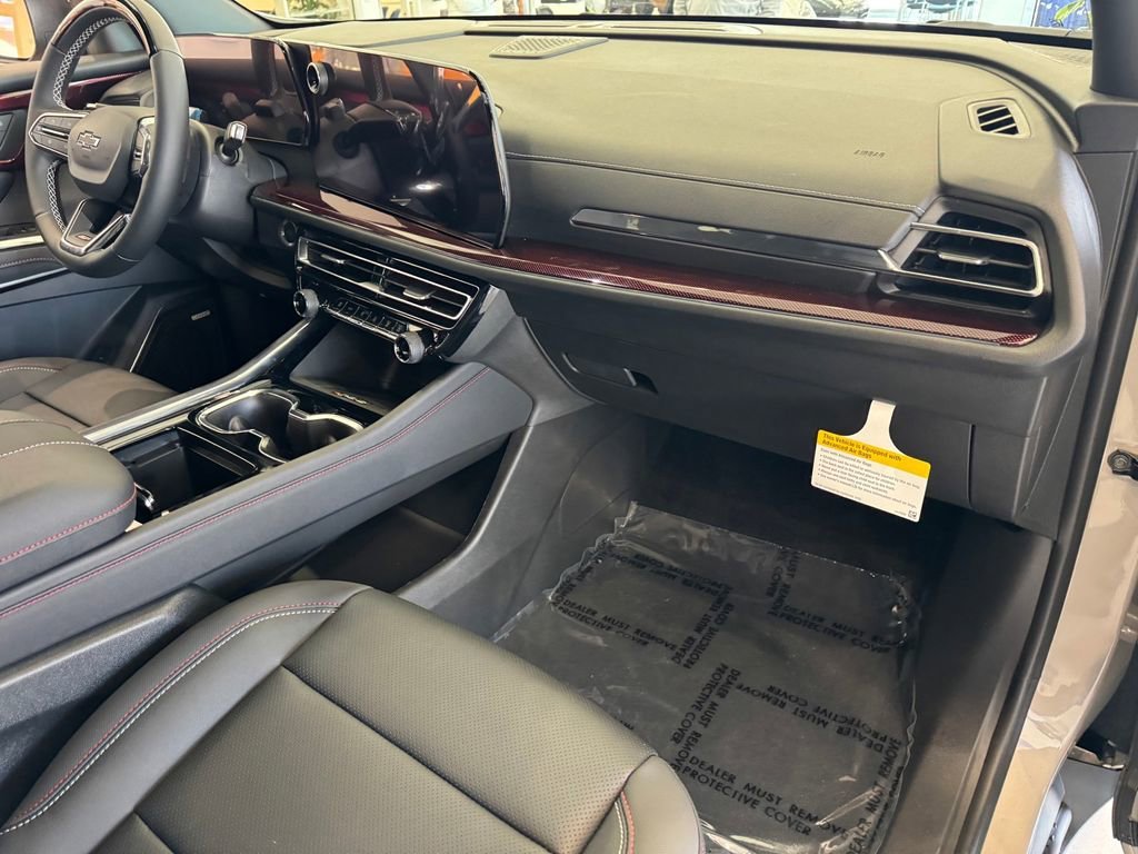 2026 Chevrolet Traverse Z71 - Photo 7