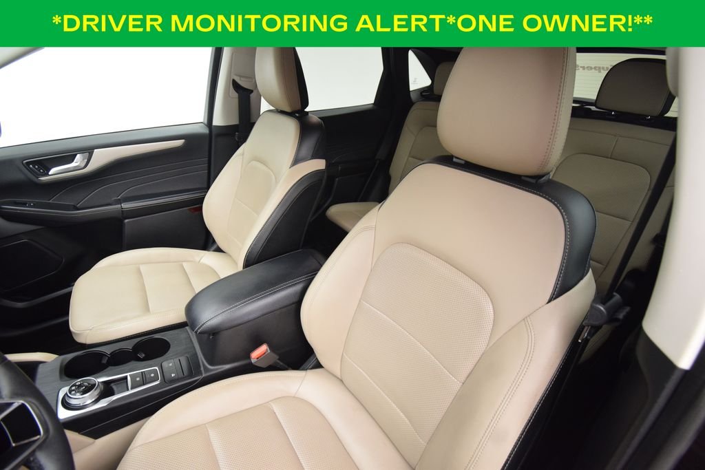 Used 2022 Black Metallic Ford SEL image 12