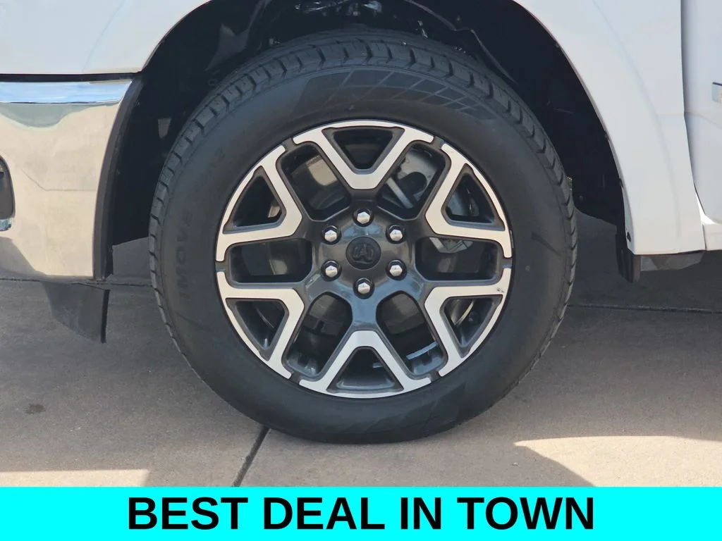 Used 2025 White Ram Laramie image 39