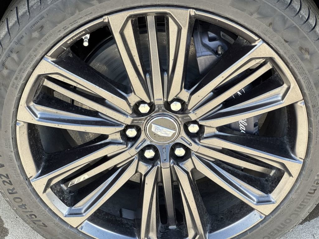 2026 Cadillac LYRIQ V Premium - Photo 11