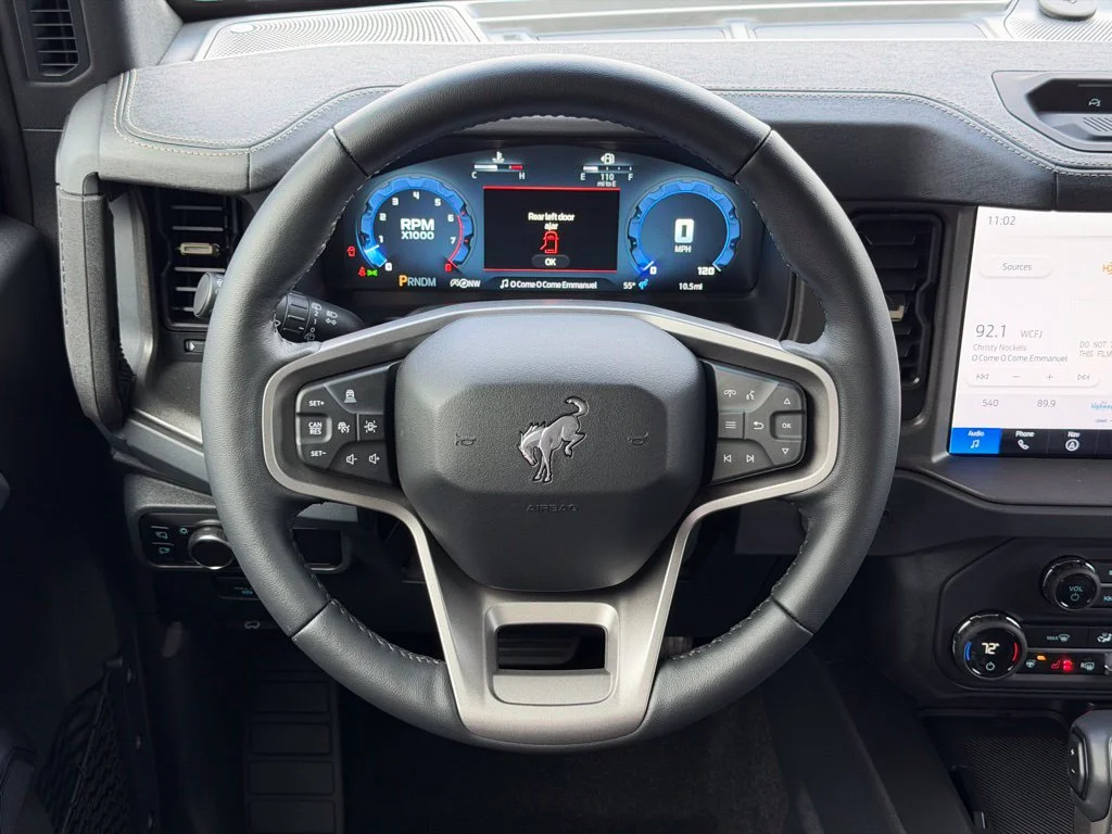 Used 2025 Blue Ford Badlands image 24