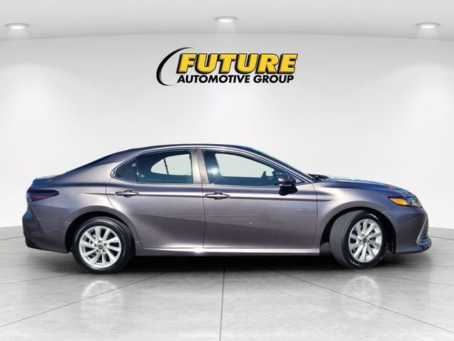 Used 2024 Gray Toyota LE image 3