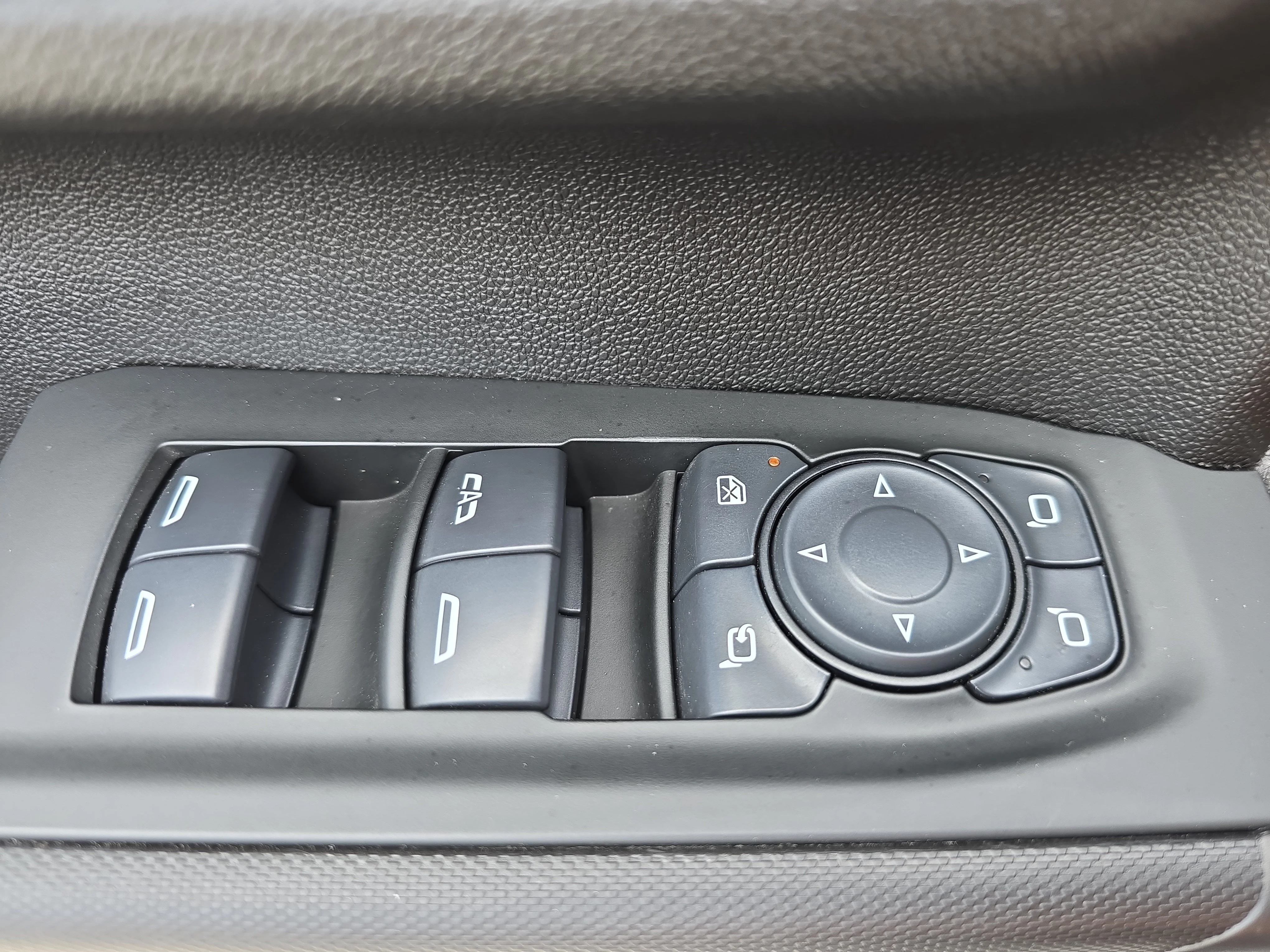 Used 2024 Slate Gray Metallic Chevrolet Custom image 26