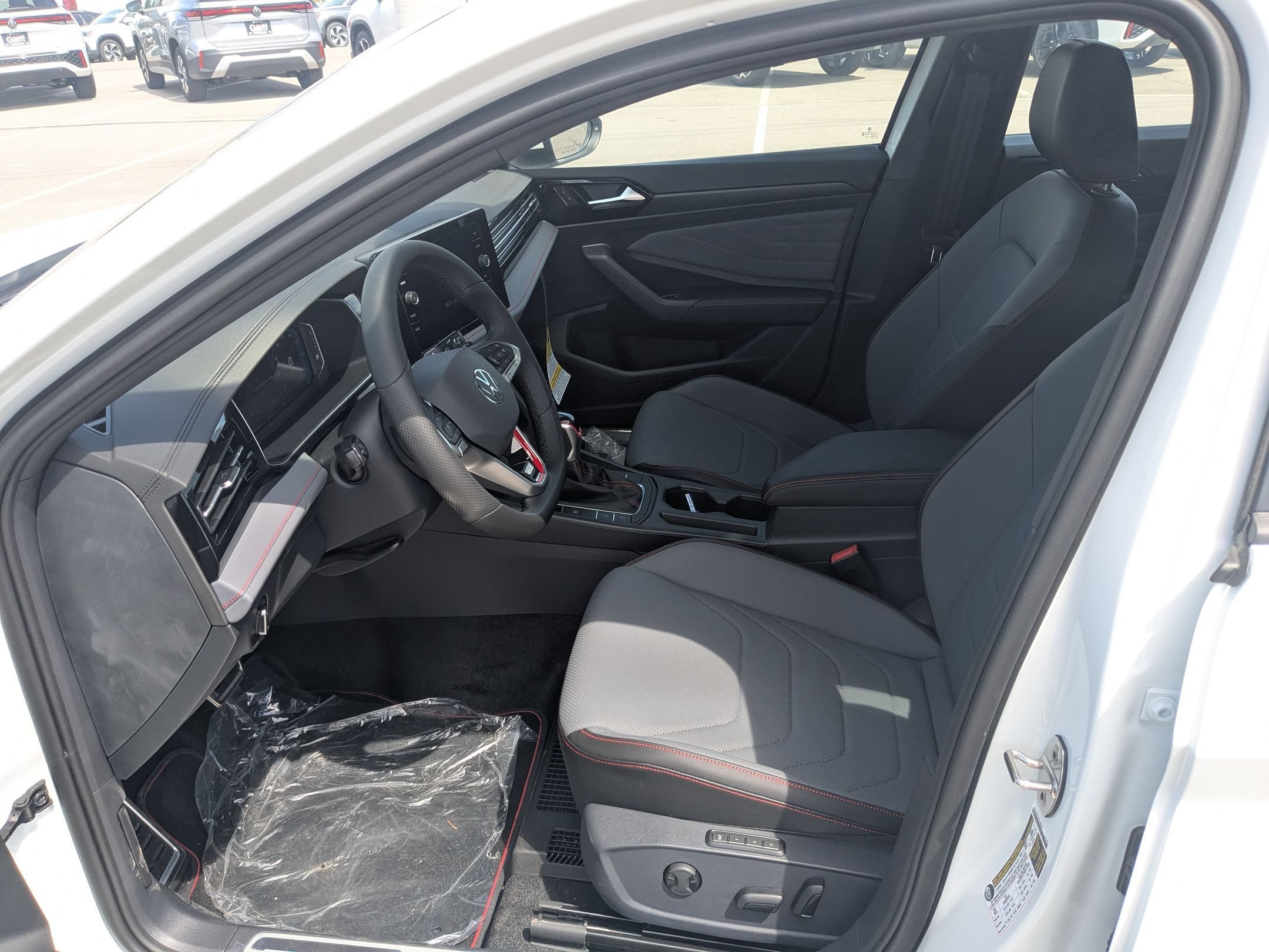 New 2026 Pure White Volkswagen Autobahn image 18