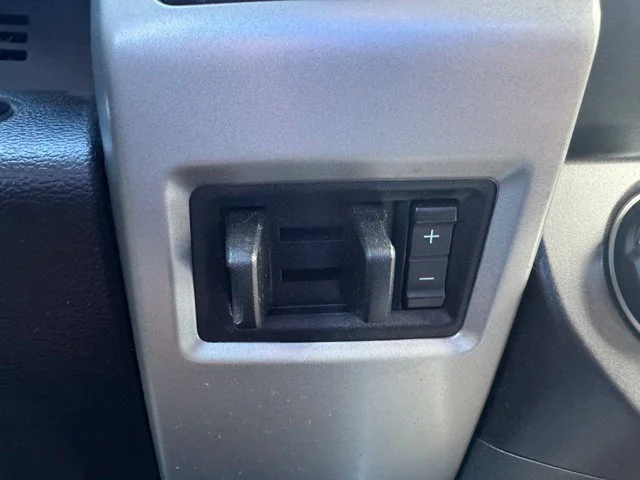 Used 2019 Gray Ford Lariat image 28