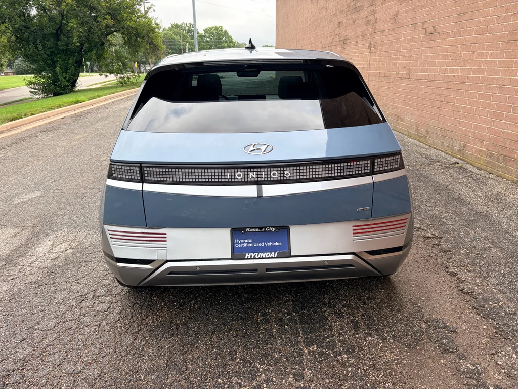 Used 2023 Lucid Blue Hyundai Limited image 4