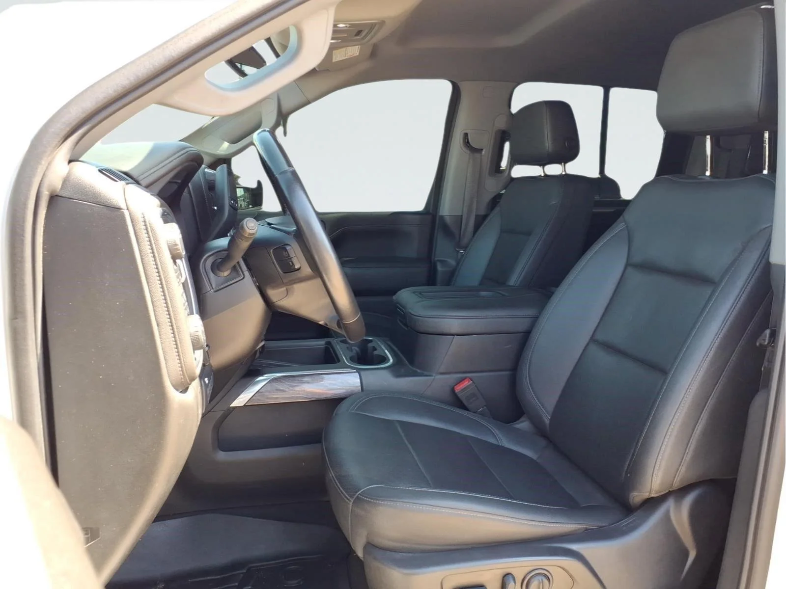 Used 2022 IRIDESCENT PEARL TRICOAT Chevrolet LTZ image 15