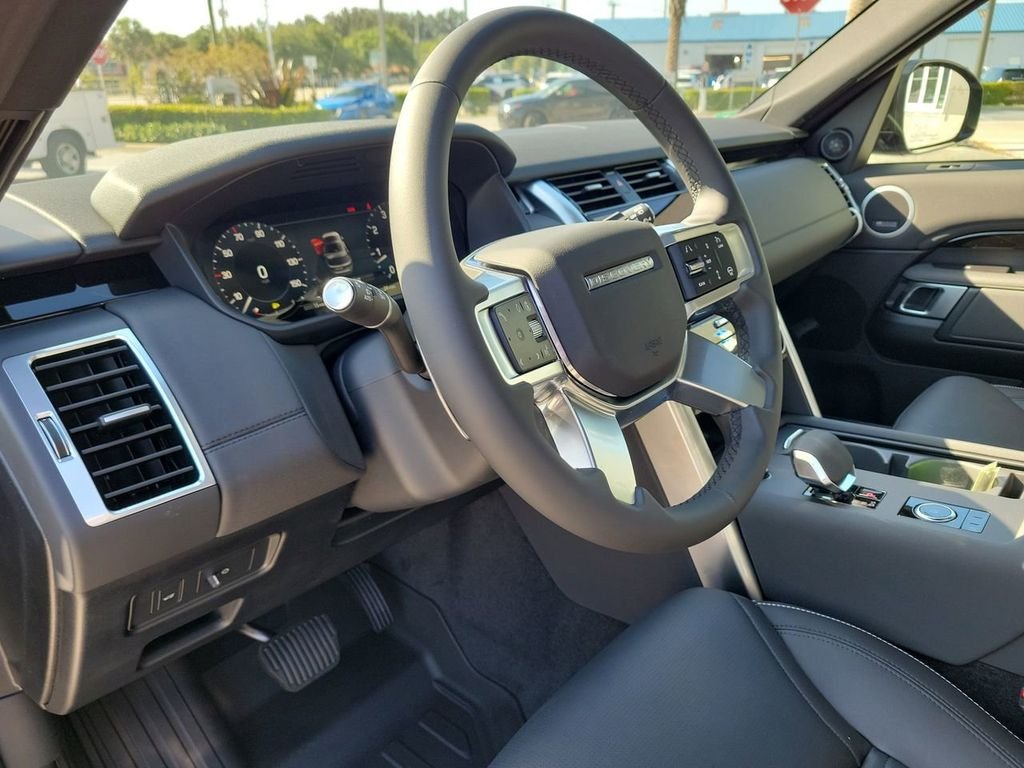 2025 Land Rover Discovery S - Photo 25