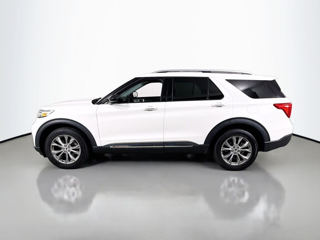 Used 2022 Star White Metallic Tri-Coat Ford Limited image 4