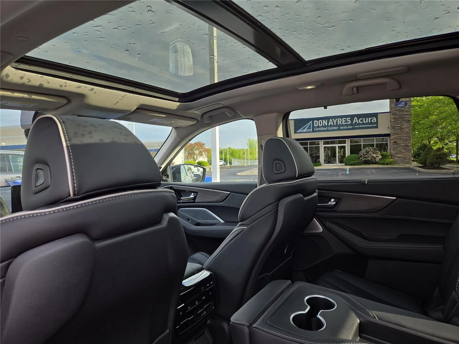 New 2026 Majestic Black Pearl Acura SH-AWD w/Advance image 25