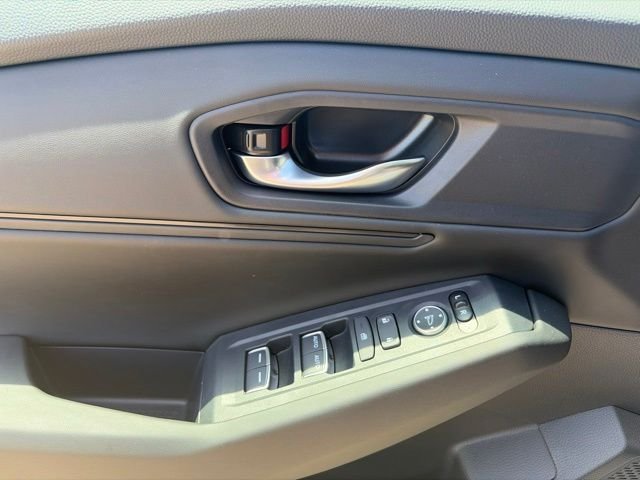 2025 Honda Accord SE - Photo 7