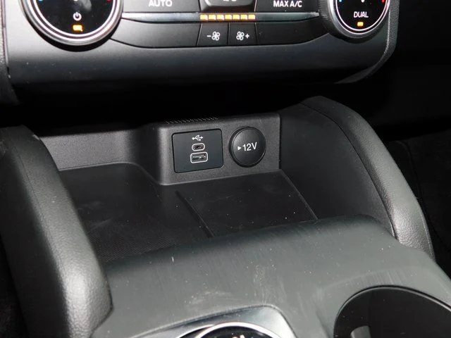 New 2026 Agate Black Metallic Ford ST-Line image 35