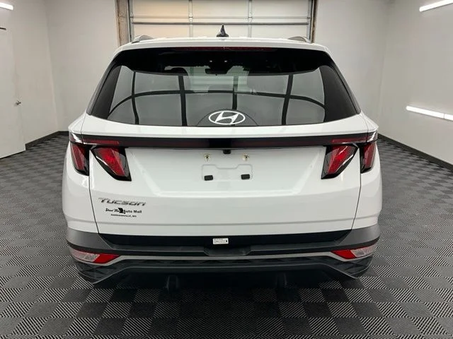 Used 2024 White Hyundai SEL image 19