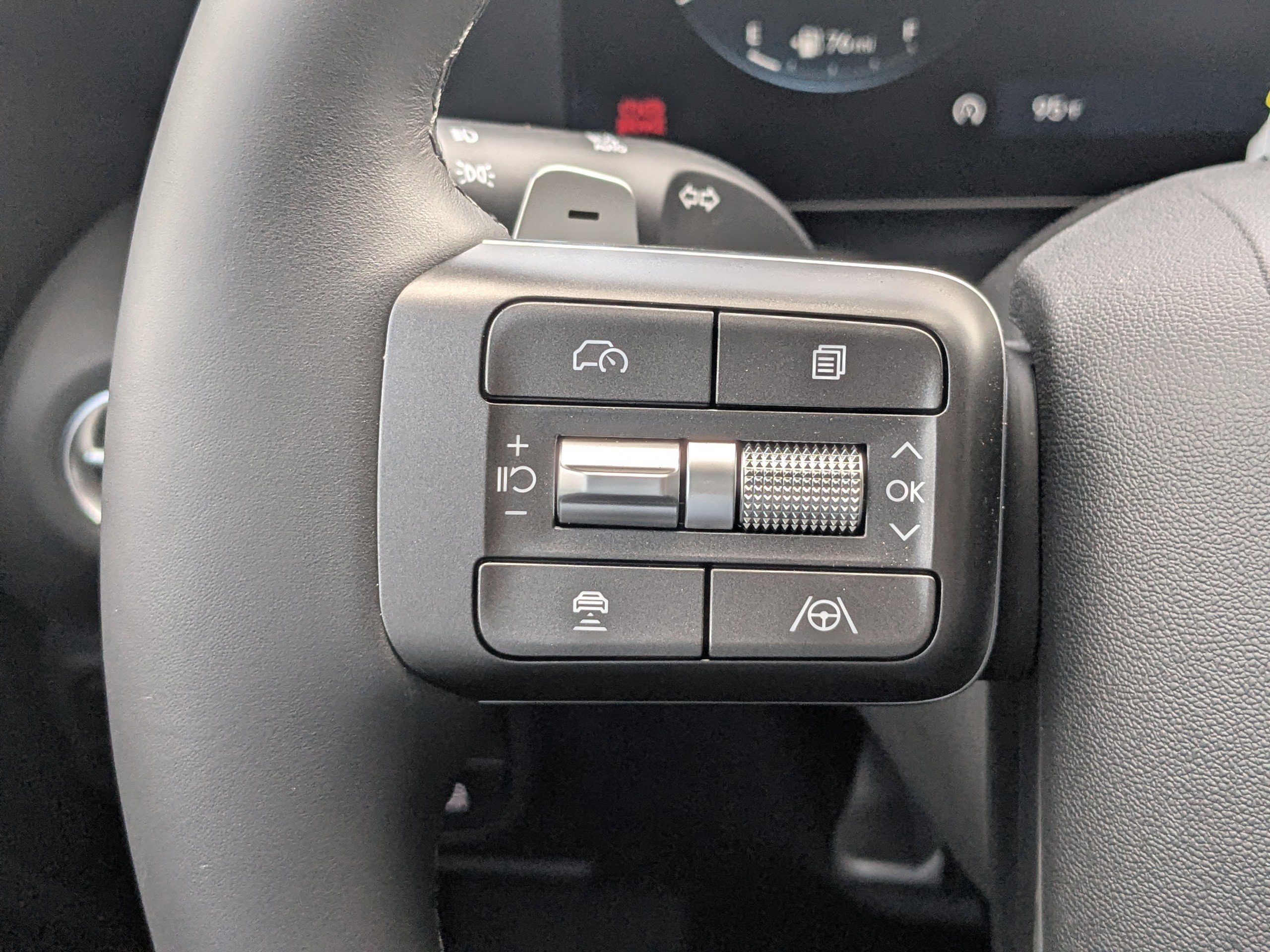 New 2026 Ecotronic Gray Pearl Hyundai Limited AWD image 33