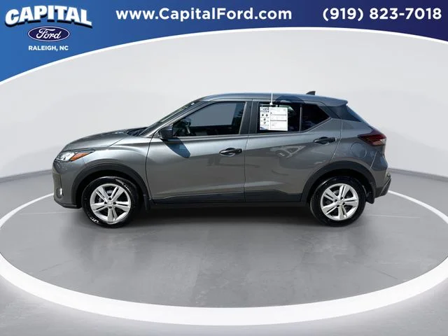 Used 2025 Gray Nissan S image 5