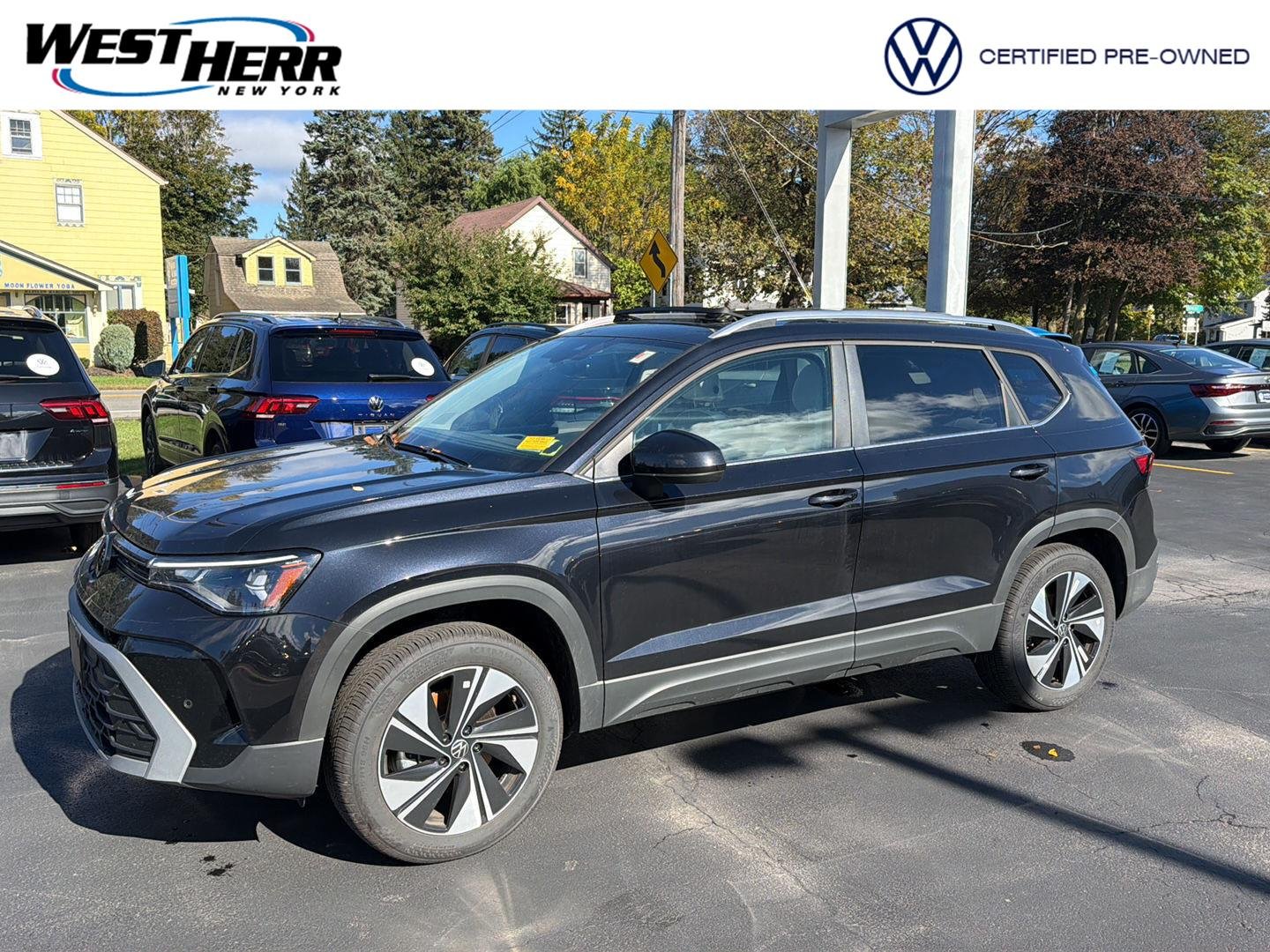 2026 Volkswagen Taos SE