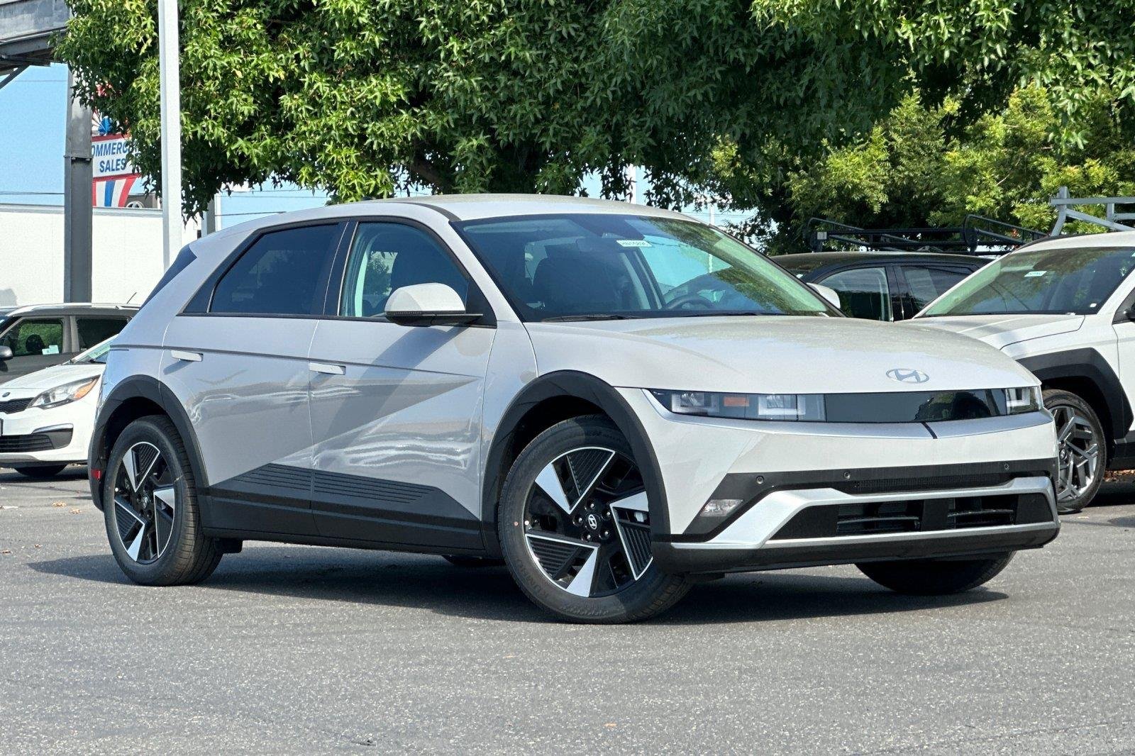 New 2026 Cyber Gray Hyundai SEL image 30