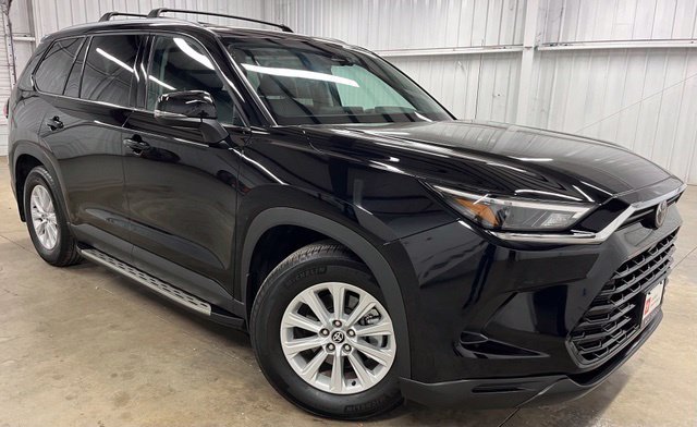 Used 2026 Black Toyota XLE image 1
