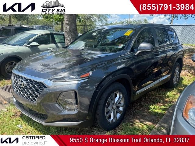 2020 Hyundai Santa Fe SE 2.4's photo