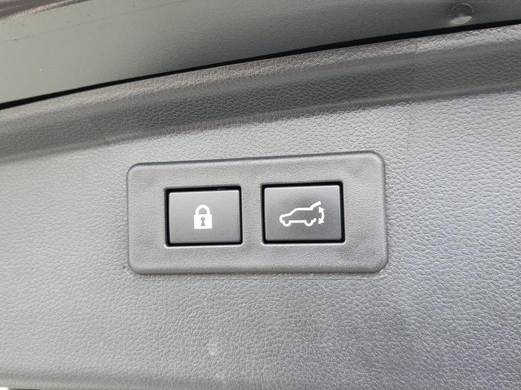 Used 2021 Black Subaru Onyx Edition XT image 13