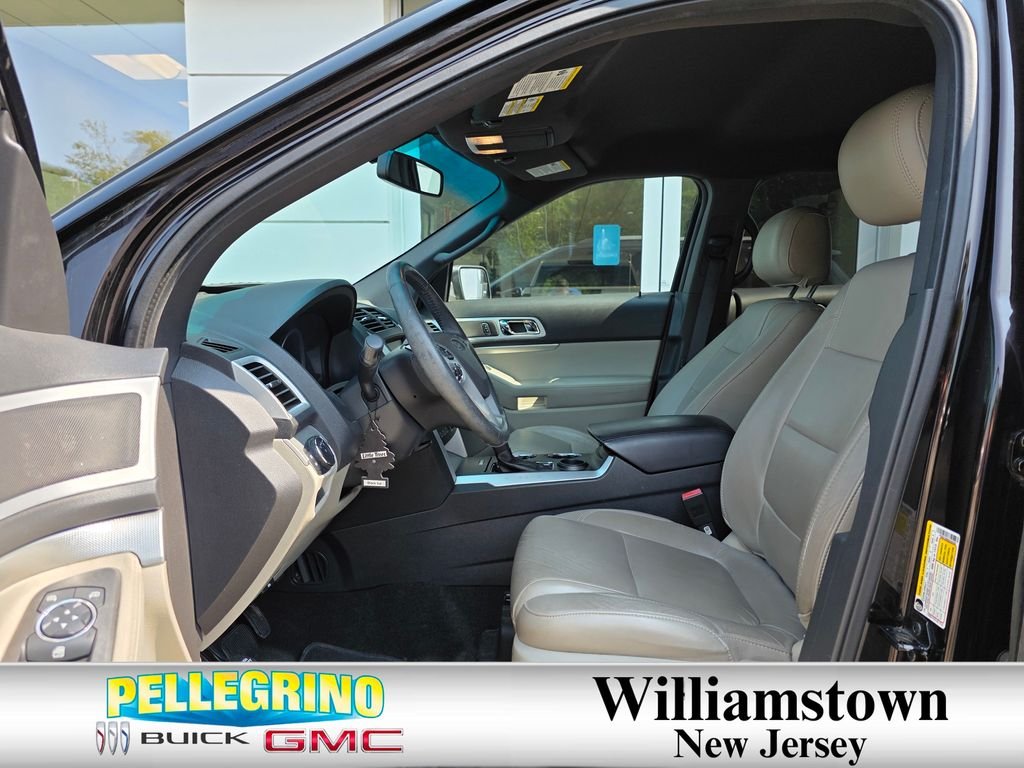 Used 2013 Brown Ford XLT image 4