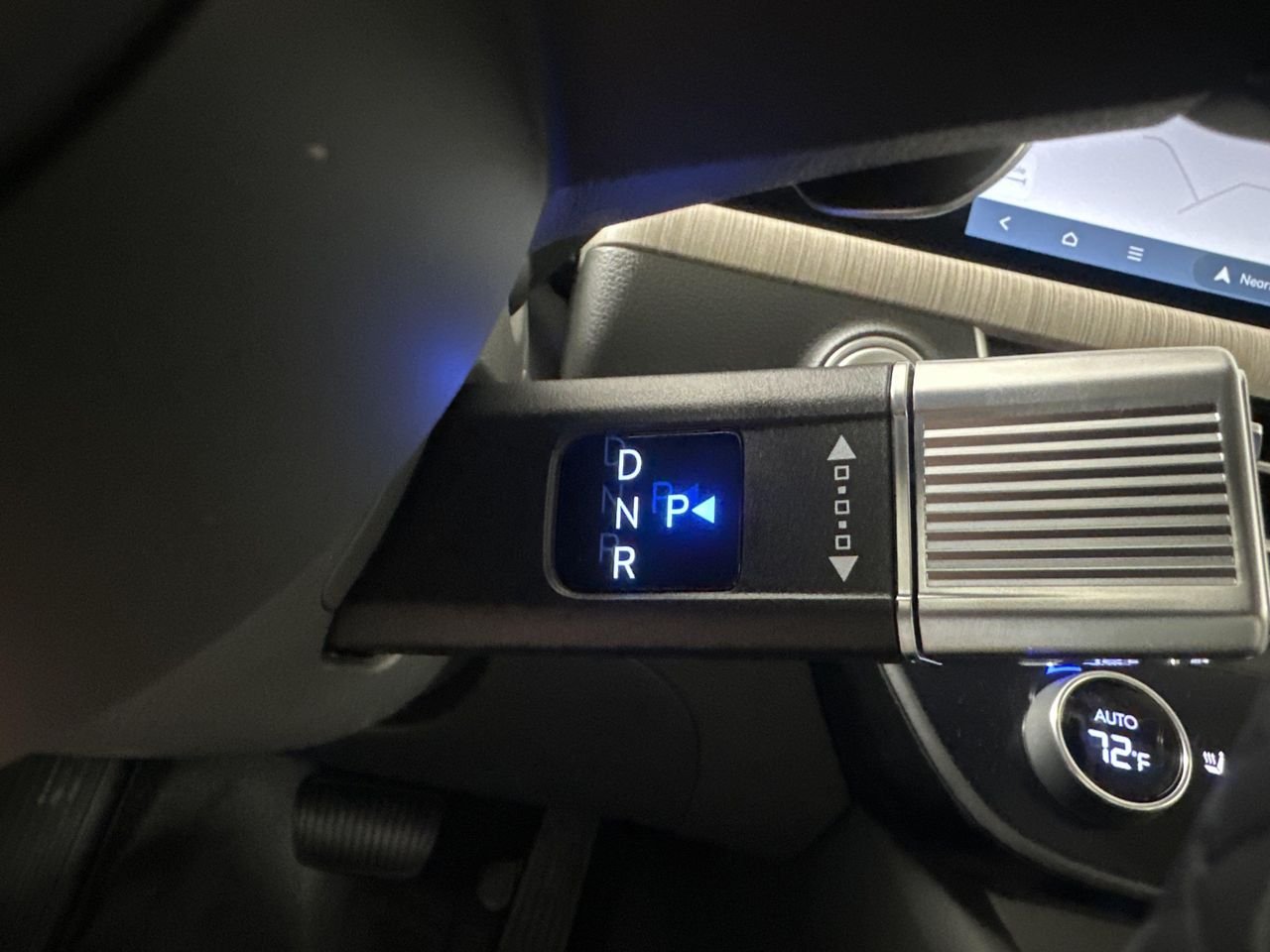 2025 Hyundai Sonata Hybrid Limited - Photo 18