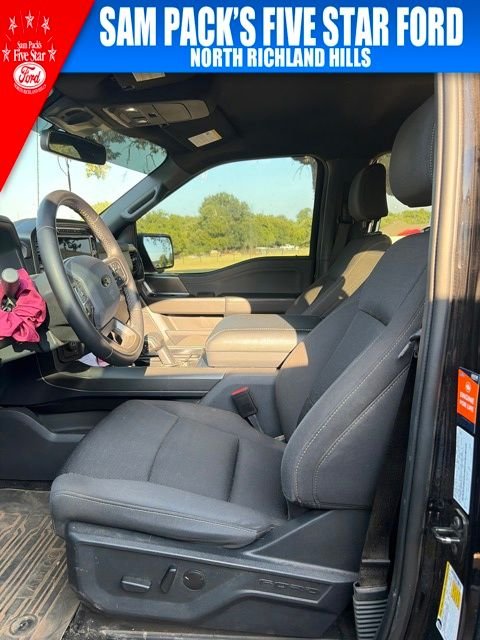 Used 2024 Black Ford XLT image 13