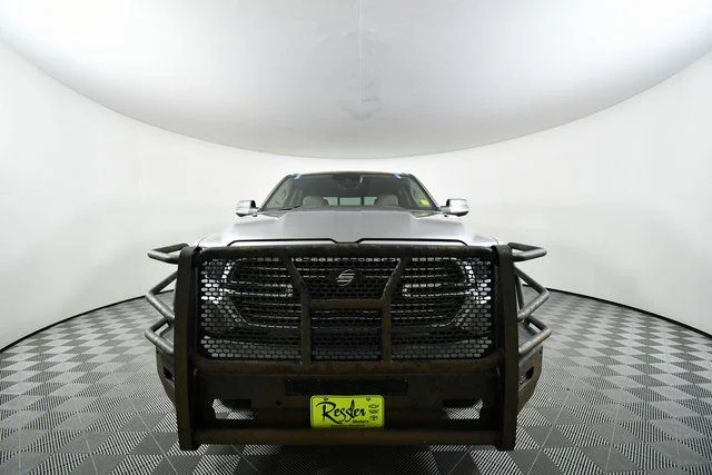 Used 2021 Silver Ram Laramie image 7